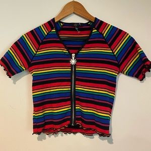 RAINBOW ZIPPED CROPPED T-shirt ( Dolls Kills)